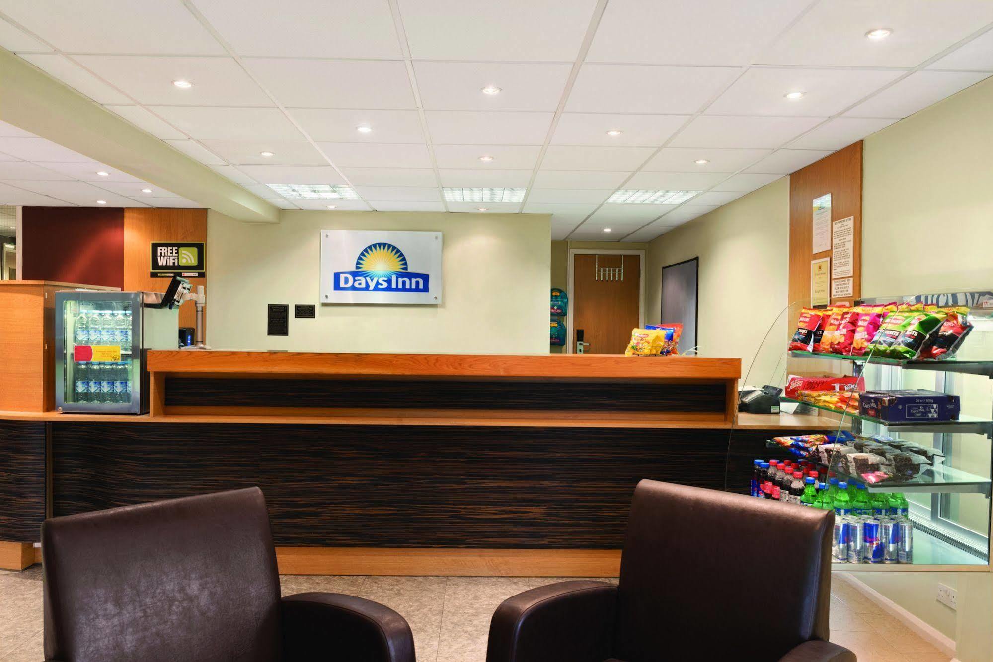 Days Inn Warwick Northbound M40 Ashorne Exterior photo